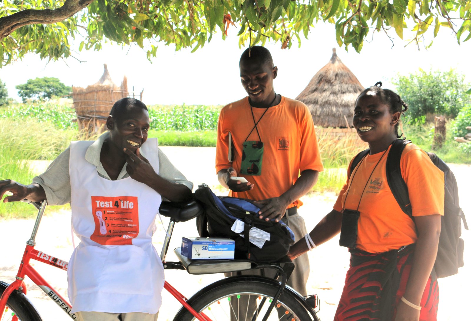 PATH MACPEA collaborated with Zambia’s national malaria program and trained over 24,000 community health workers in all ten provinces to test, treat and track malaria, and to diagnose and refer other diseases. Photo: PATH/ Todd Jennings.