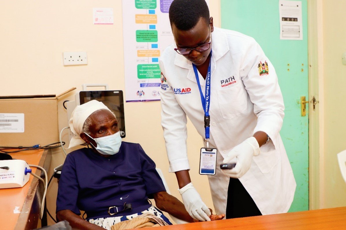 Hero image - Kenya HIV NCD story