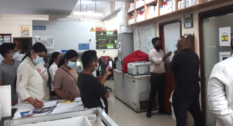 A PATH-facilitated diagnostic training in India.